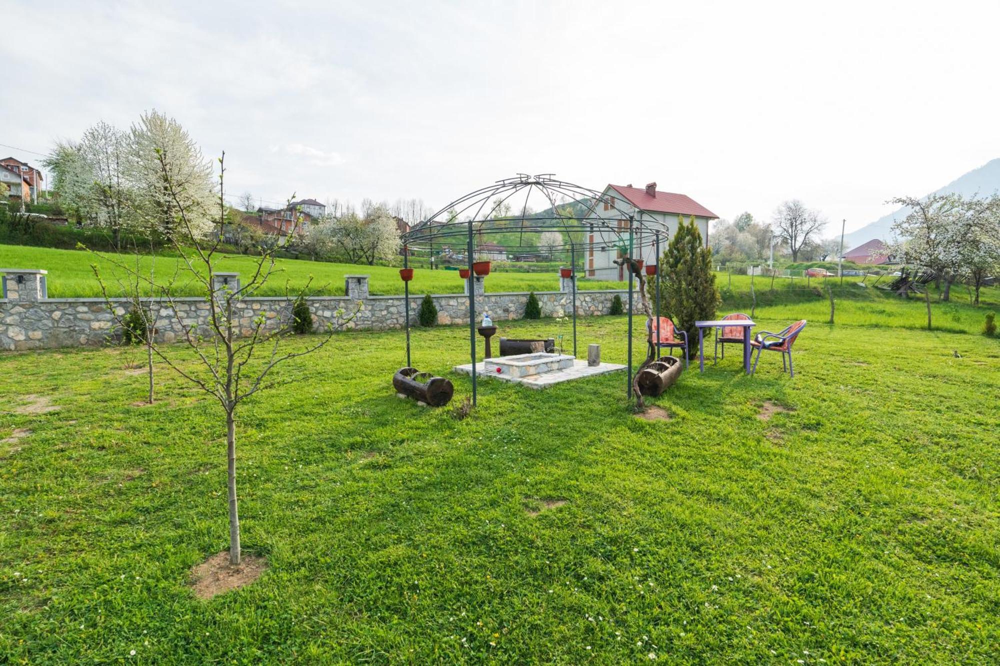 Salerno Camp Villa Plav Ngoại thất bức ảnh